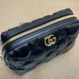 Designer Gucci GG Matelassé beauty 726047 case Bag