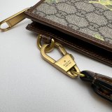 Designer Gucci Replica Wristlet Pouch 672953 Handbags Store