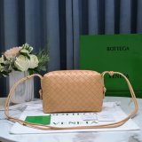 BEST Bottega Veneta Loop Camera Perfect bag 22cm