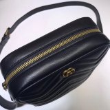 Replicas Gucci UK 523365 GG Marmont messenger matelassé shoulder bag