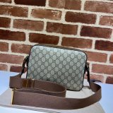 1:1 Replica Gucci 675891 Messenger bag with Interlocking G in GG Supreme