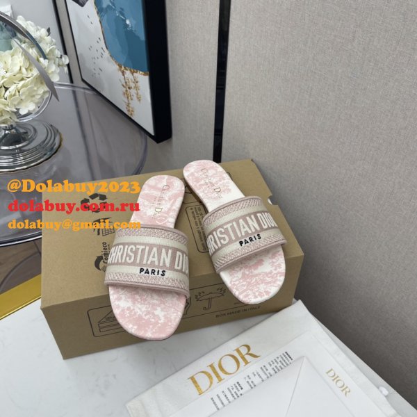 2021 Replica Christian Dior Dway Shoes Store