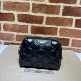 Designer Gucci GG Matelassé beauty 726047 case Bag