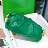 Where to find the Best Replicas Bottega Veneta 30CM Chain Pouch Bag Dupes