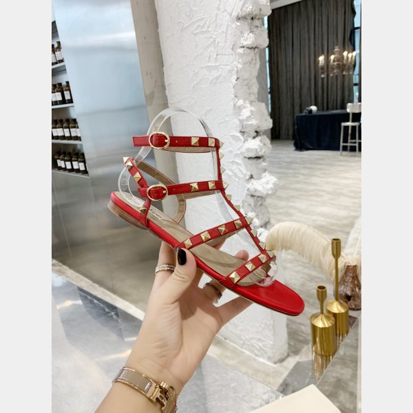 Wholesale VALENTINO ROCKSTUD FLAT CALFSKIN SANDAL WITH STRAPS