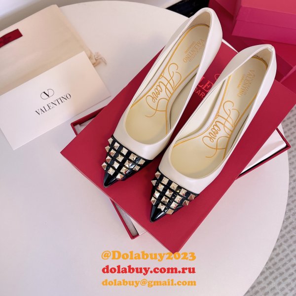 Perfect Valentino Rivet Shoes Top Quality Knockoff for Sale